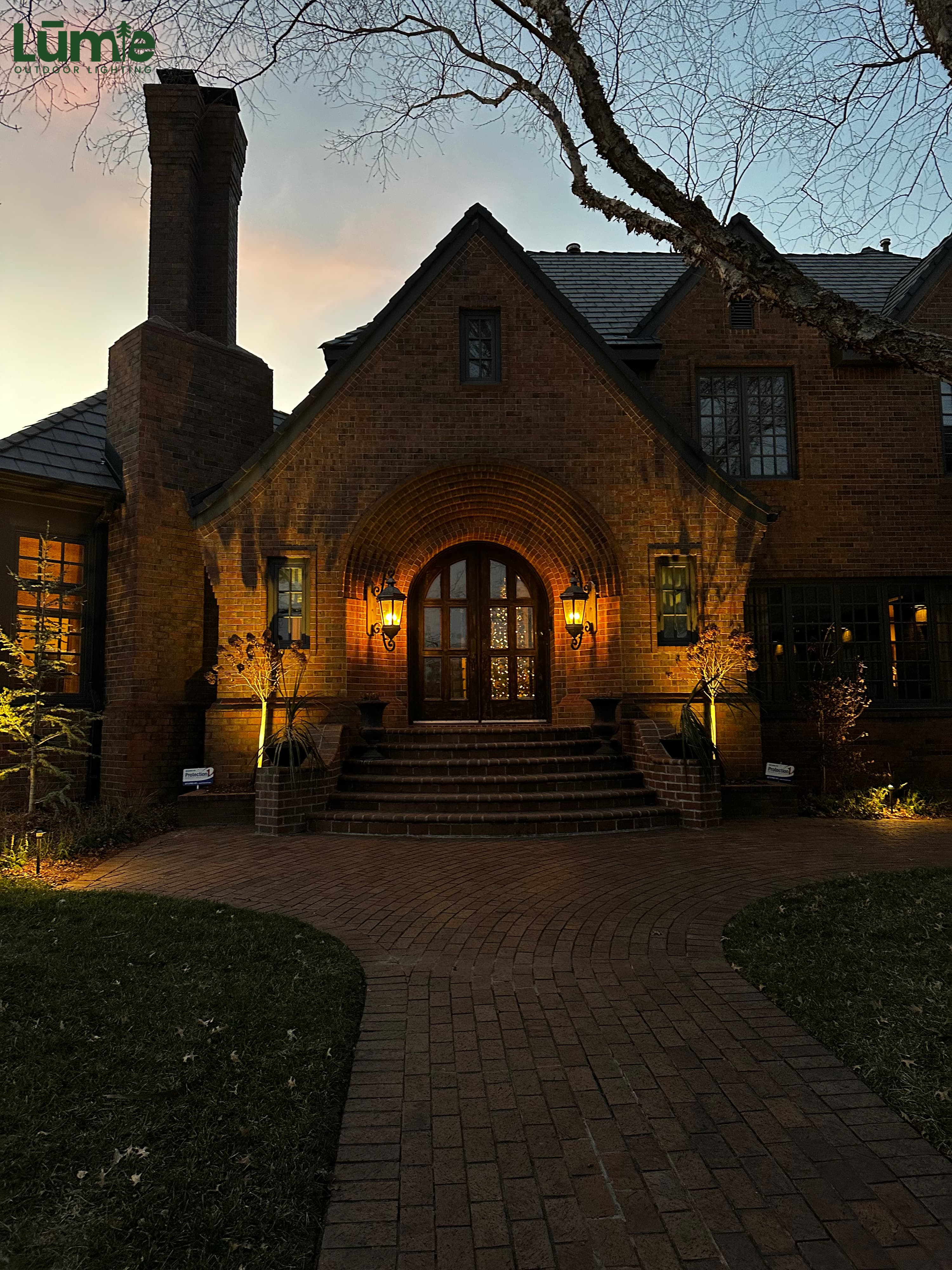 Professional outdoor lighting installation